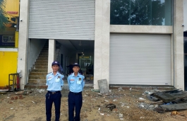 Bảo vệ thành long