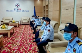Nhân viên bảo vệ Thành Long tại EVN CPC