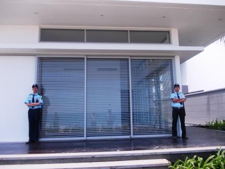 Bảo vệ Tòa nhà cao cấp