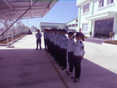 Giao ban ca trực tại Nhà máy Domex Quảng Nam