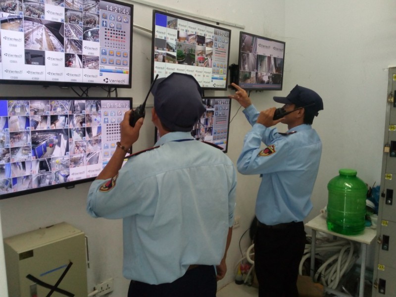 Đội ngũ cán bộ chỉ huy bảo vệ mục tiêu