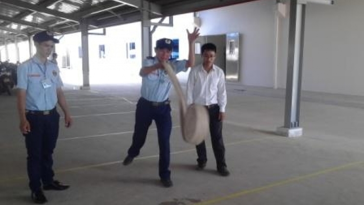 Công ty vệ sỹ Thành Long diễn tập PCCC